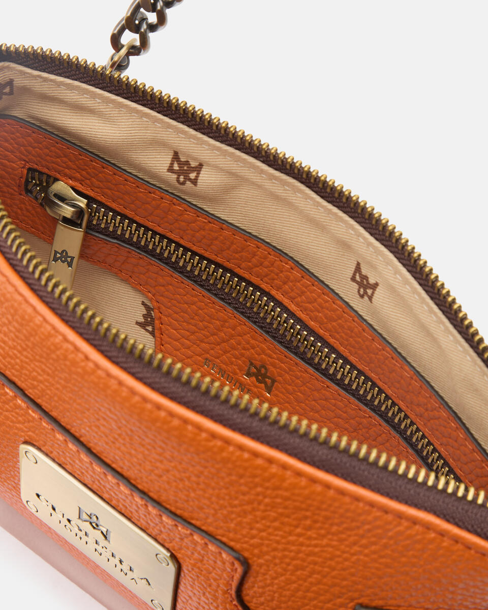 Clutch con tracolla