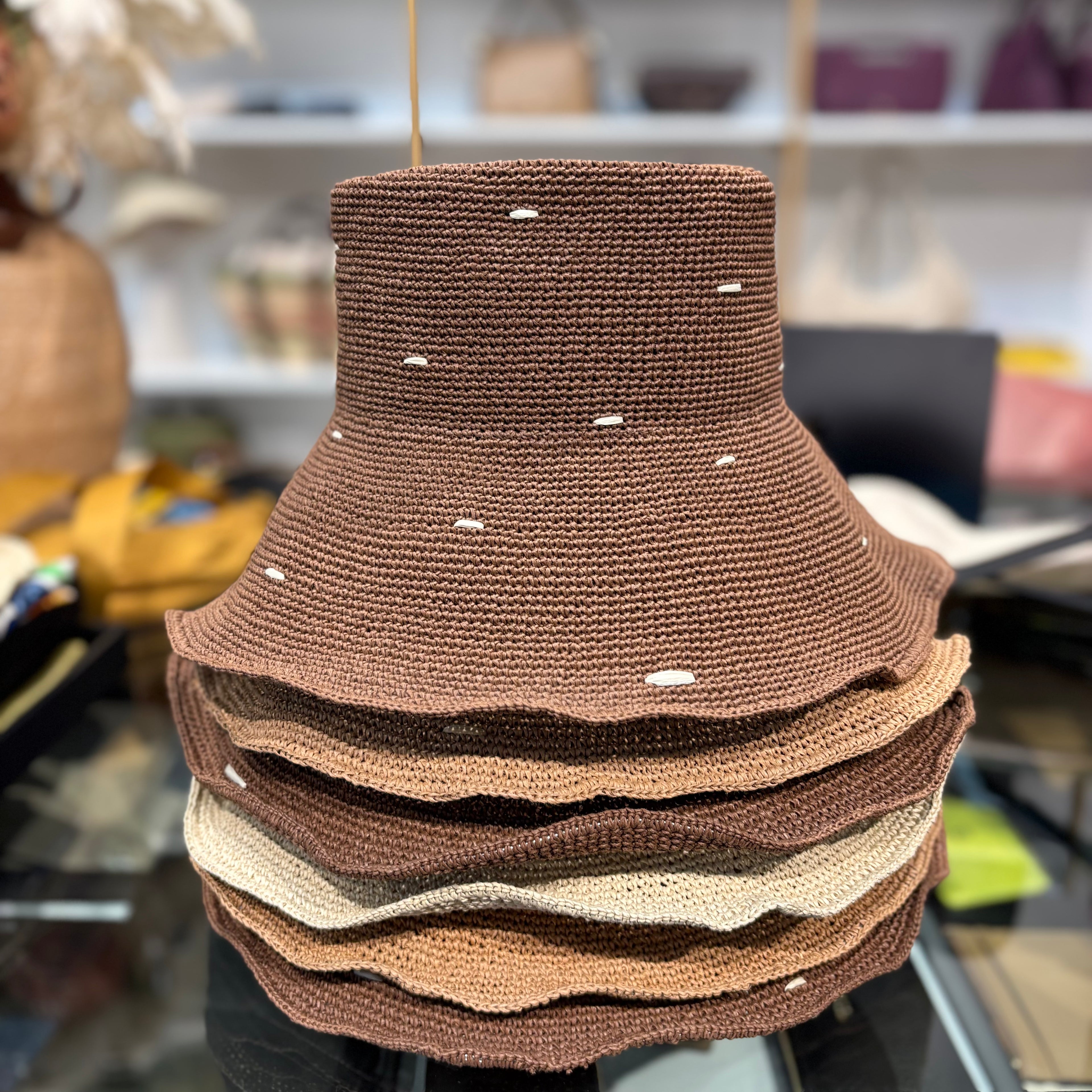 Cloche cioccolato con ricami