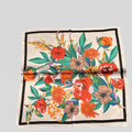 Foulard in seta fiori