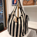 Borsa da mare righe nere
