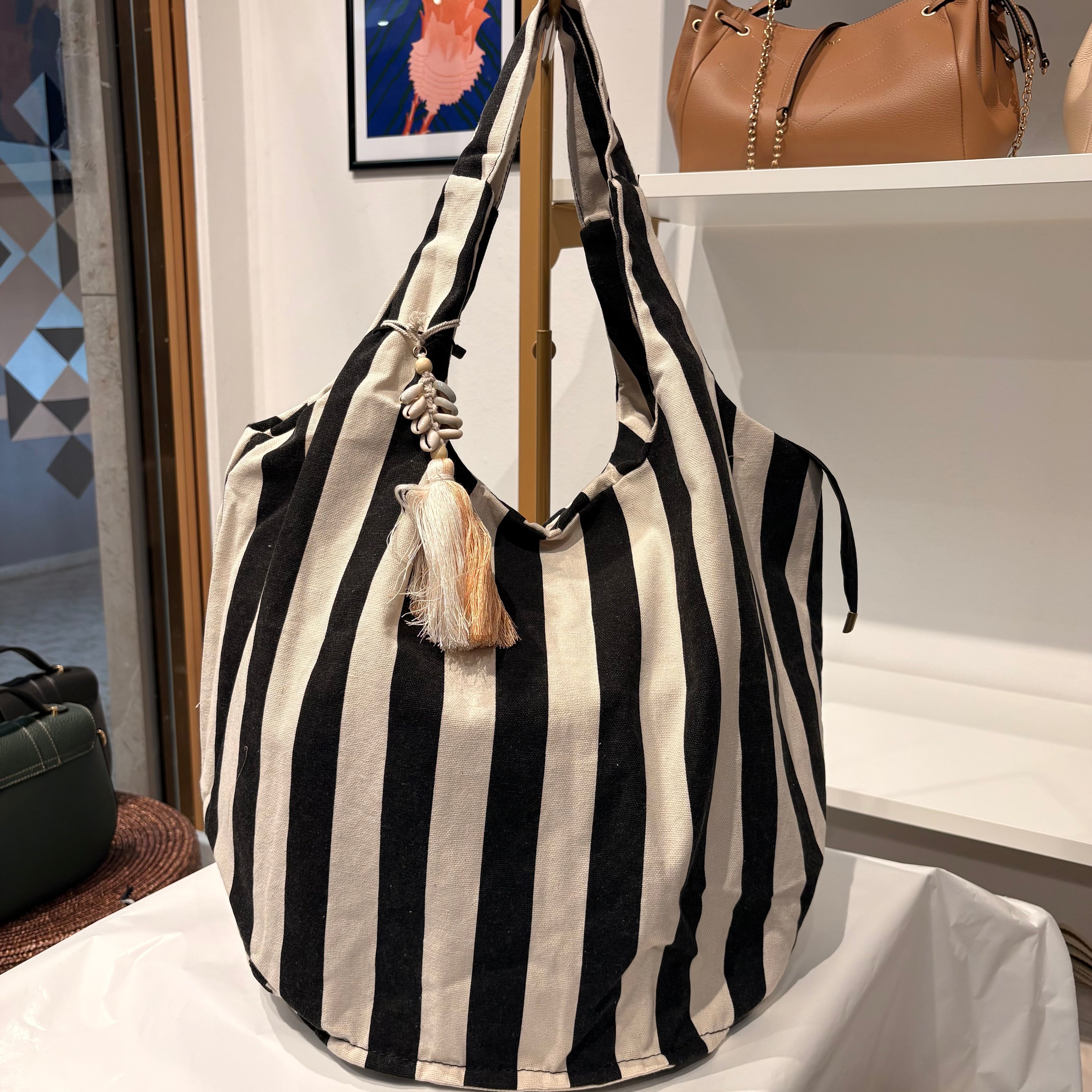 Borsa da mare righe nere