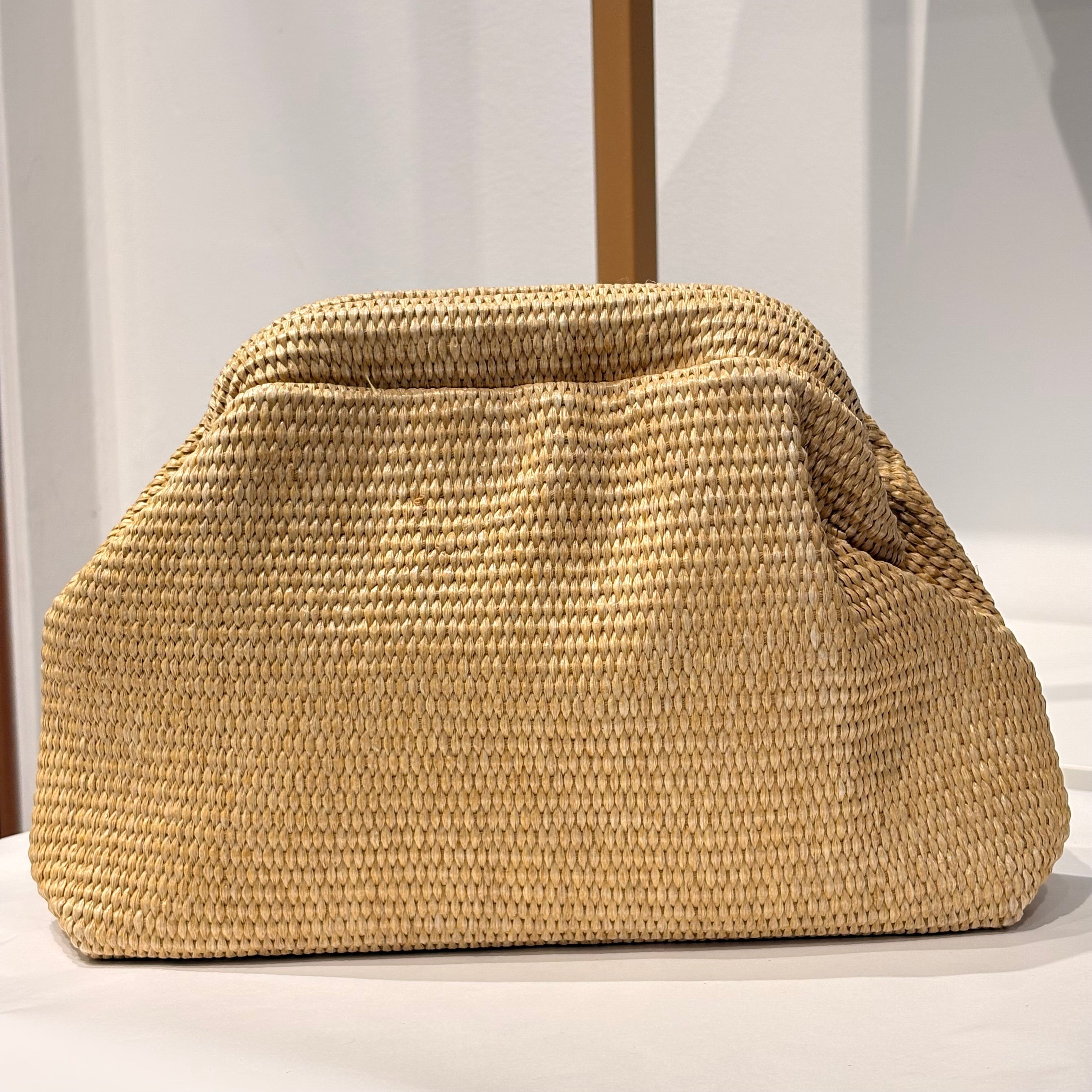 Pouch verde con tracolla